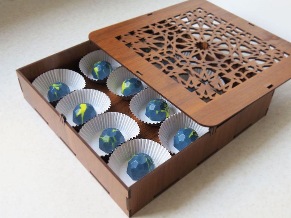 شکلات بن بن سه بعدی