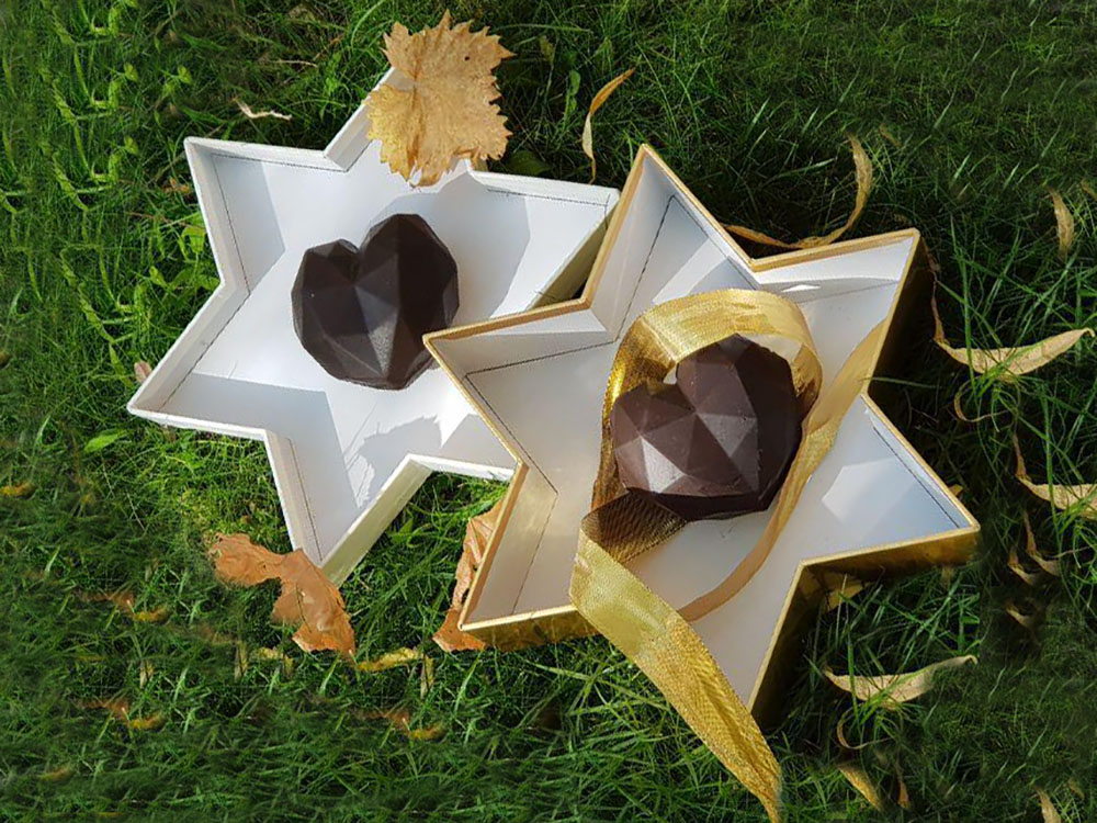 قلب سوپرایز شکلاتی کوچک