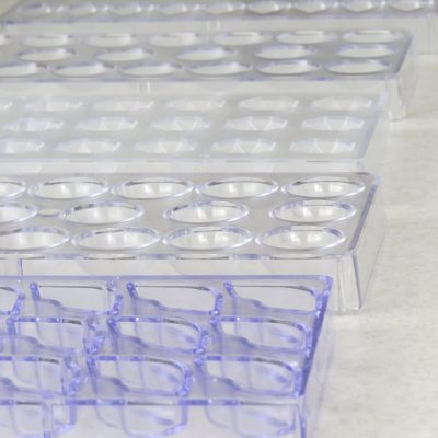 قالب پلی کربنات