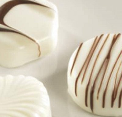 طرز تهیه‌ی شکلات سفید در منزل